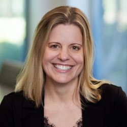 Jennifer D. Ahearn Headshot
